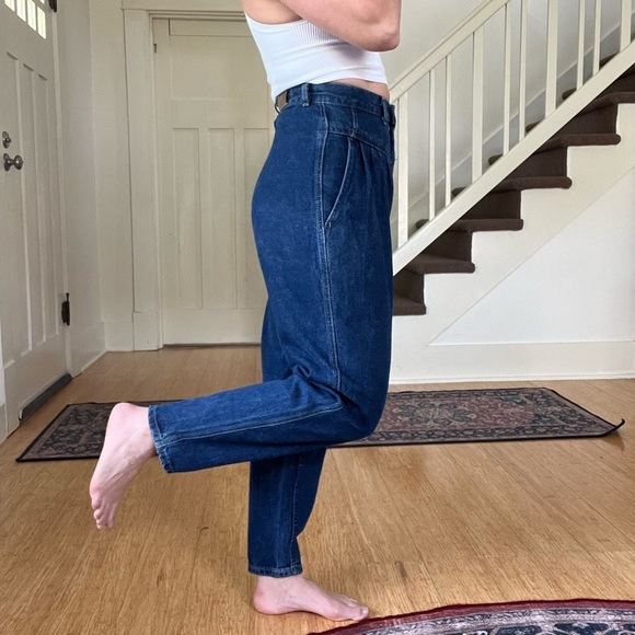 VINTAGE Lee Super High Rise Pleated Yoke Jeans Size 4 - Picture 4 of 15